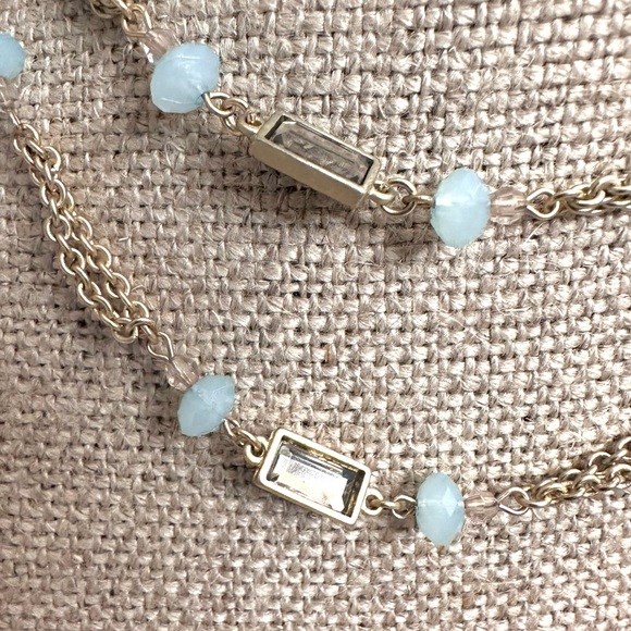 EUC Banana Republic Gold Tone Necklace - Picture 2 of 4